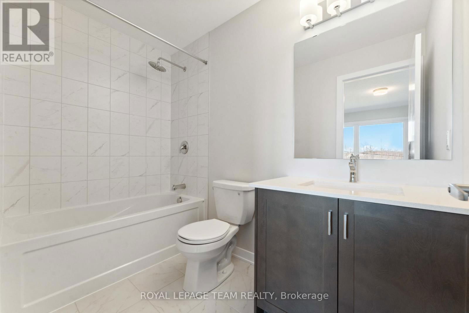 394 PENINSULA ROAD Image 32