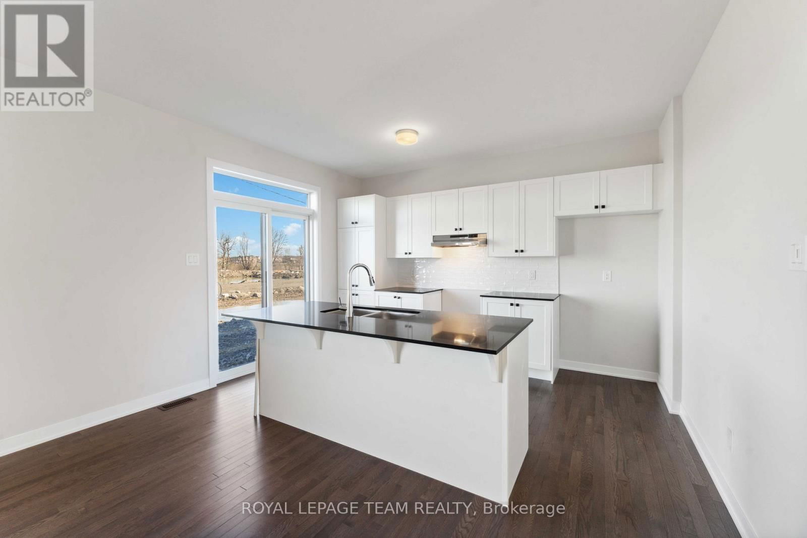 394 PENINSULA ROAD Image 8