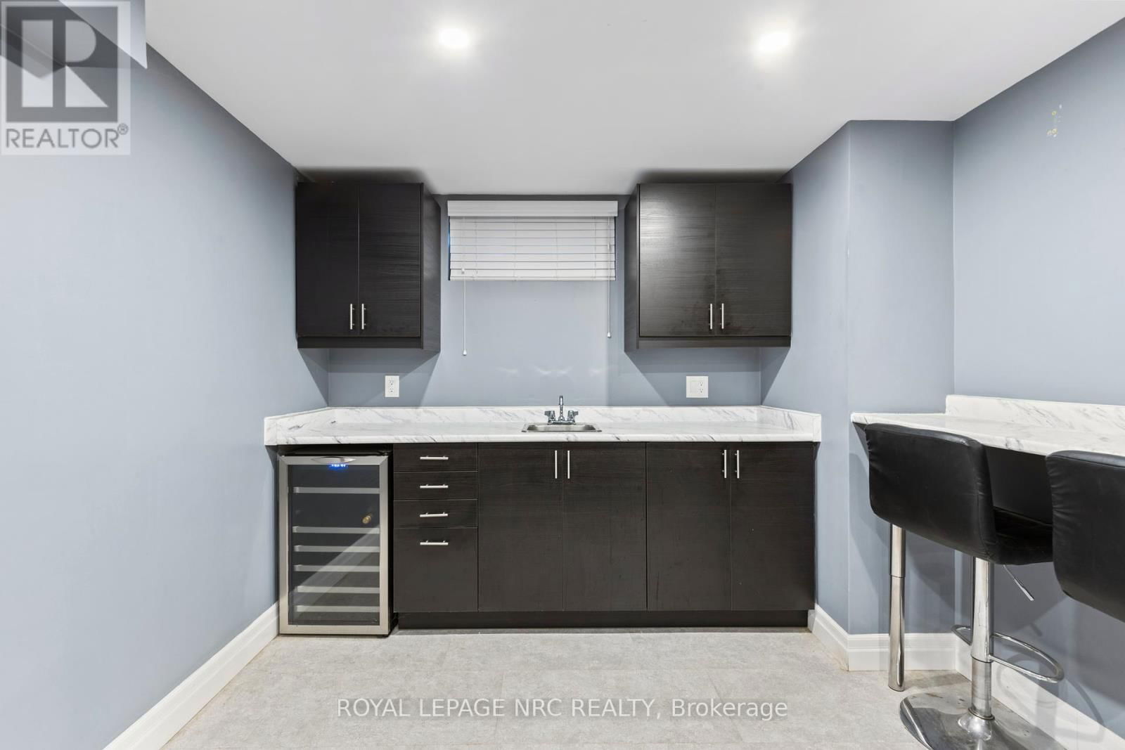 21 BAKER DRIVE Image 16