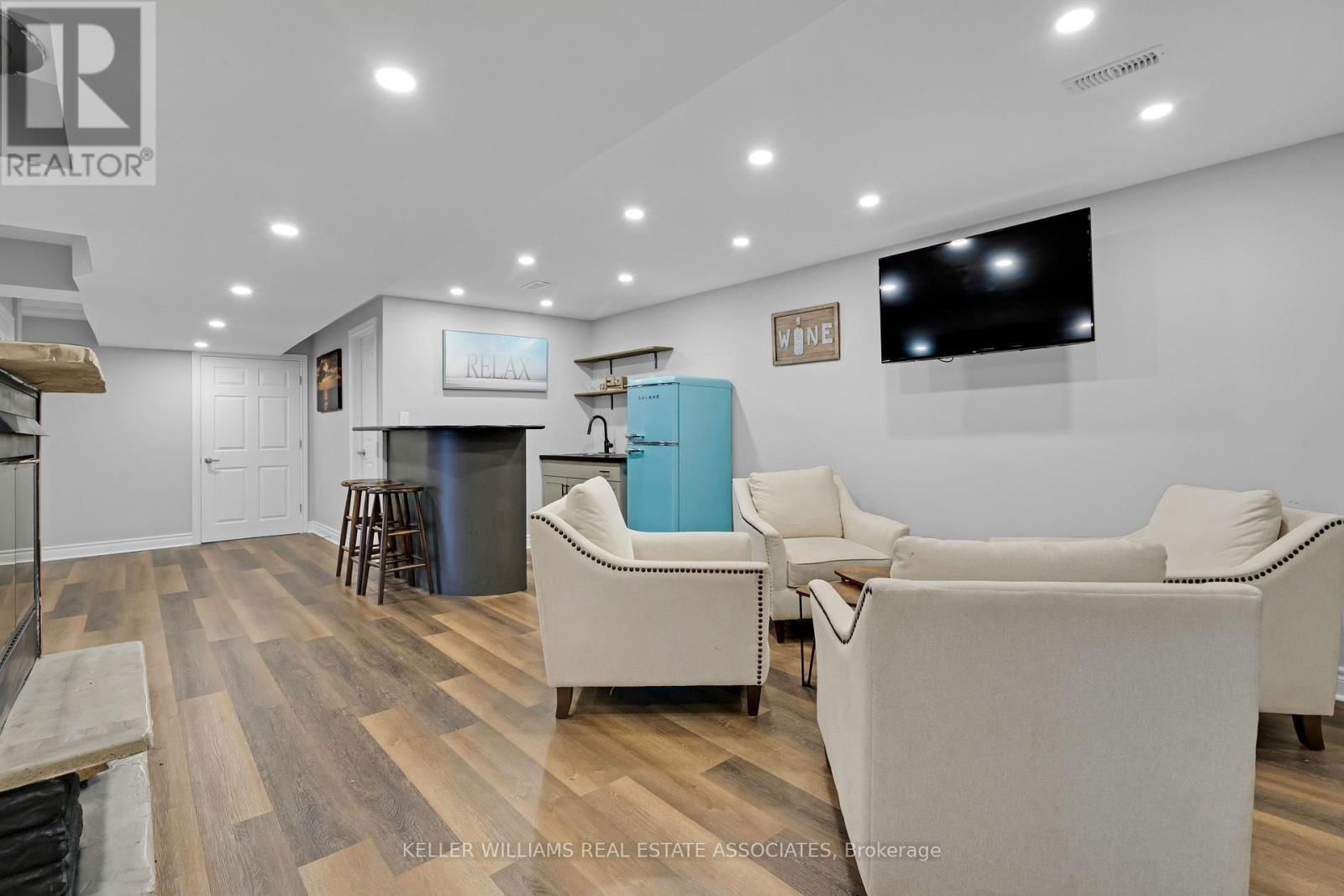 1713 WESLEMKOON LAKE ROAD Image 30