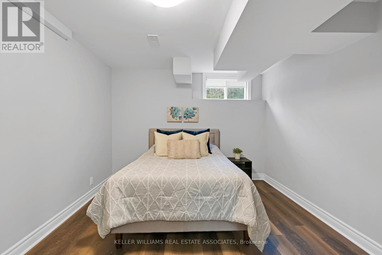 1713 WESLEMKOON LAKE ROAD Image 33