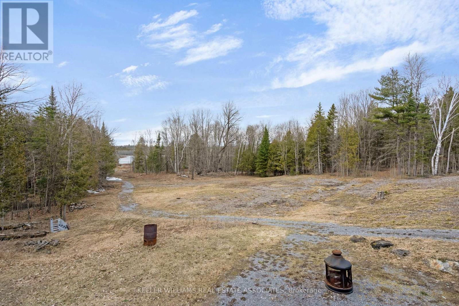 1713 WESLEMKOON LAKE ROAD Image 39