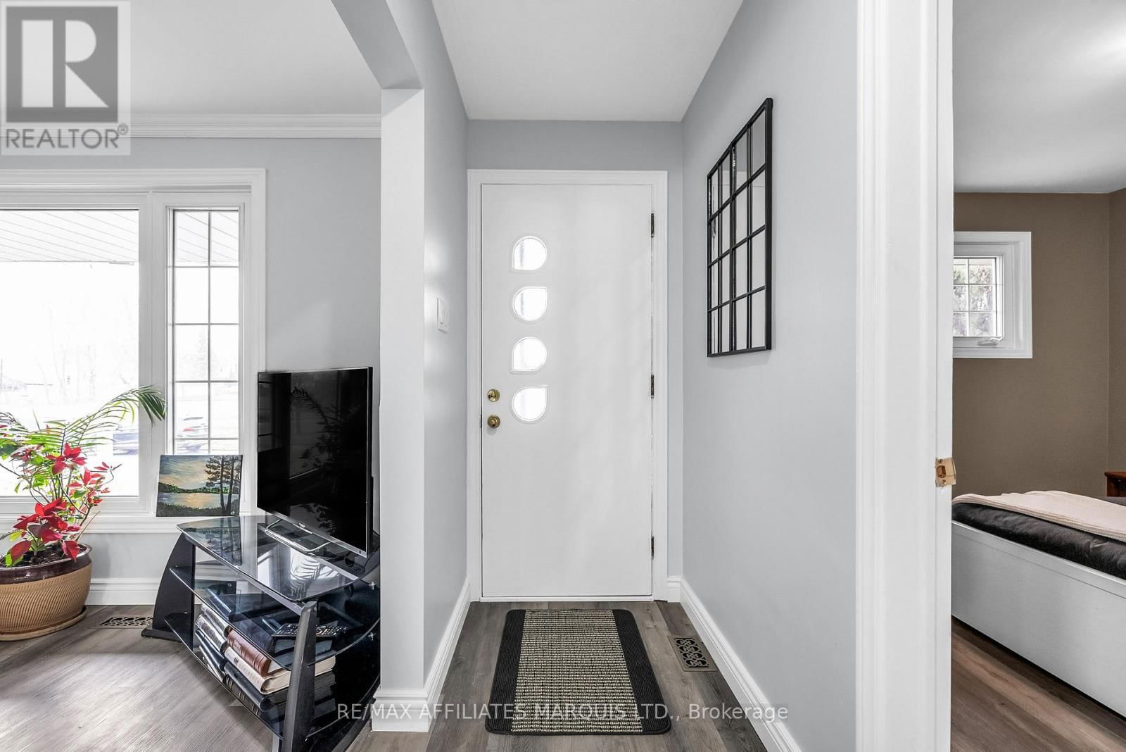 230 NELSON STREET Image 11