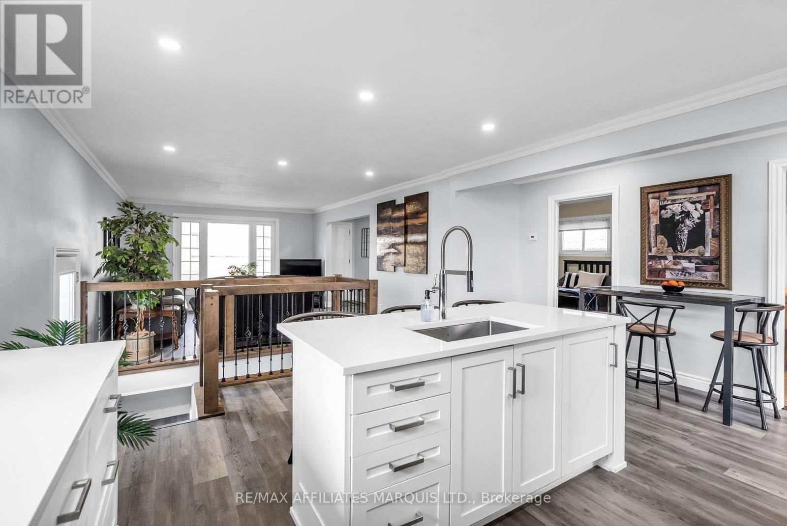 230 NELSON STREET Image 22