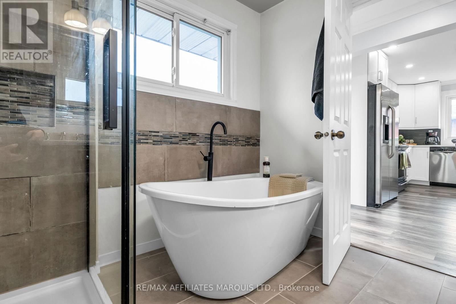 230 NELSON STREET Image 29