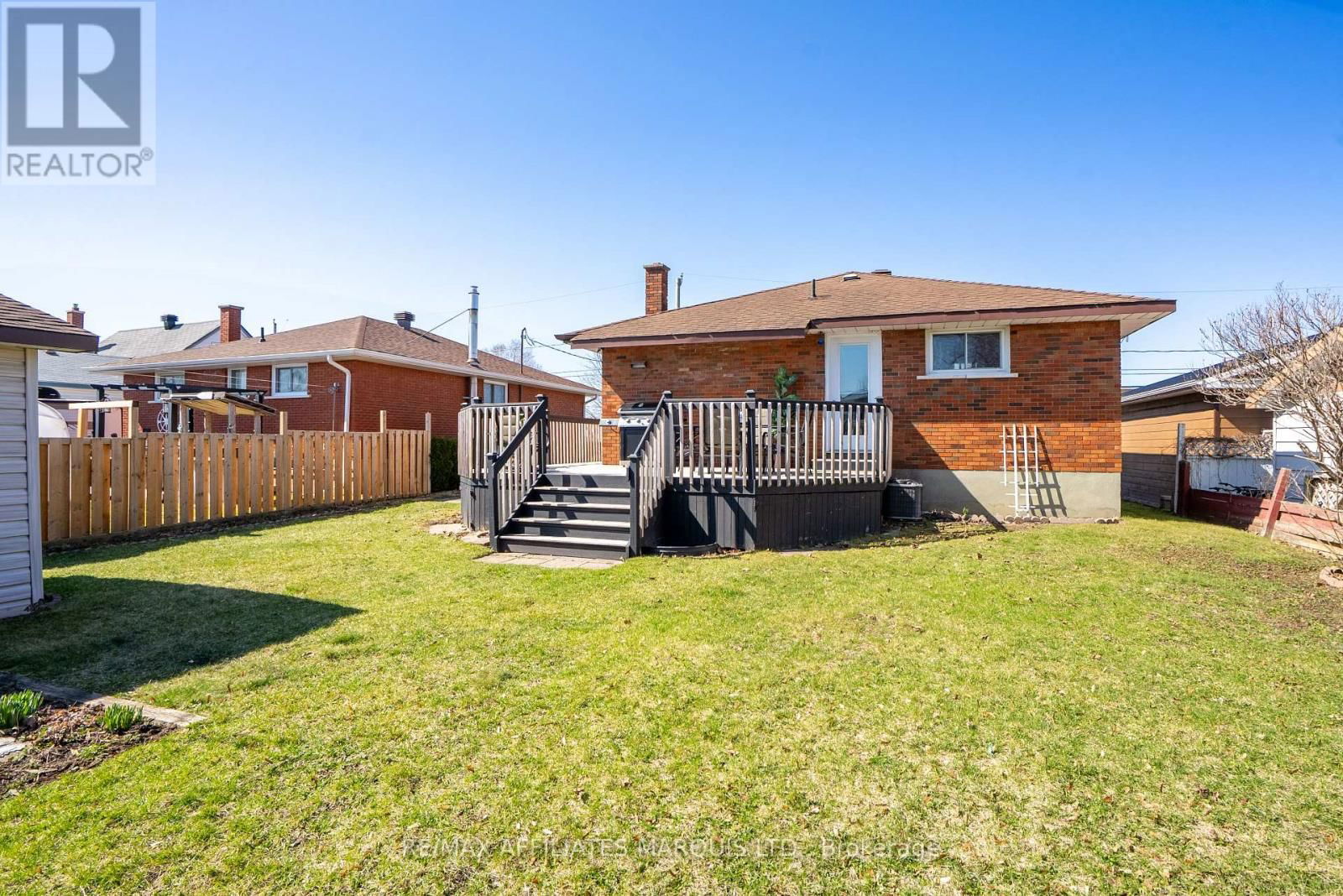 230 NELSON STREET Image 4