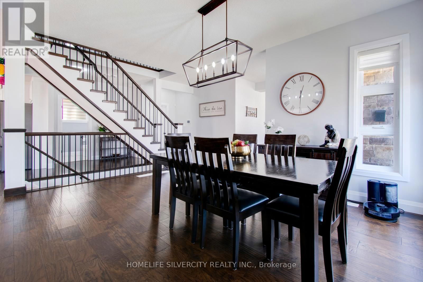 556 MAYAPPLE STREET Image 10