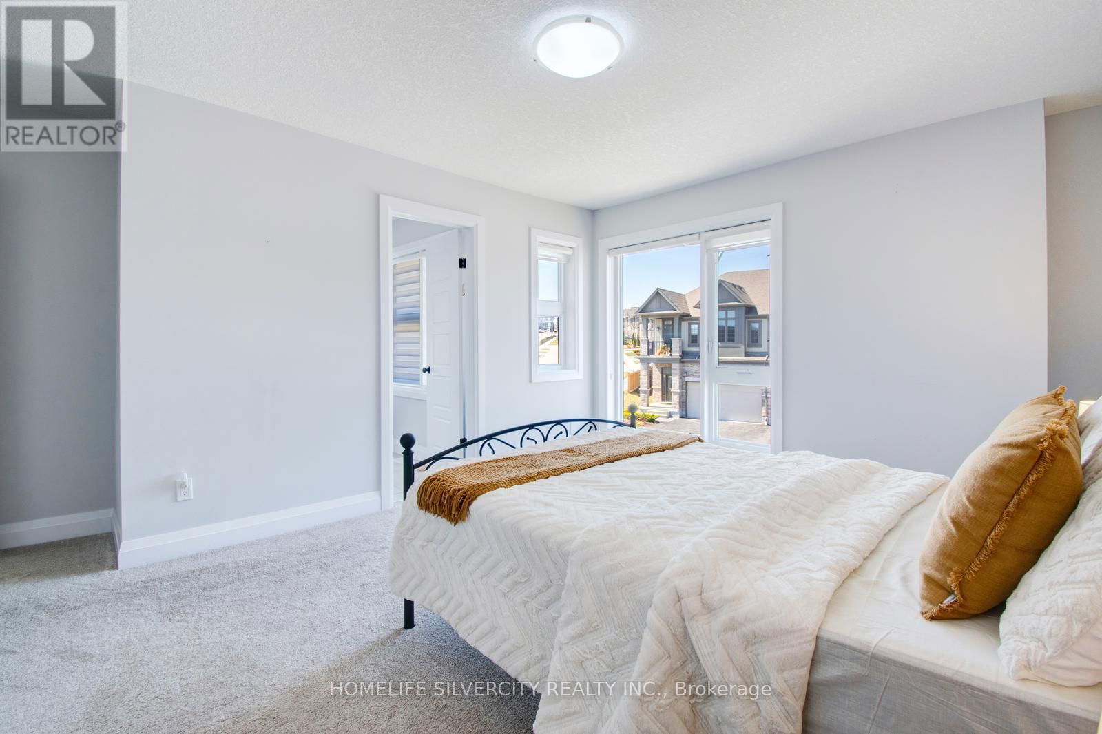 556 MAYAPPLE STREET Image 40