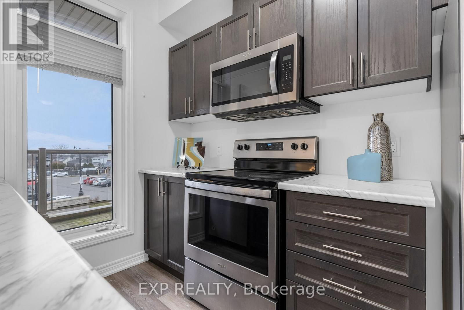 5 - 5012 SERENA DRIVE Image 14