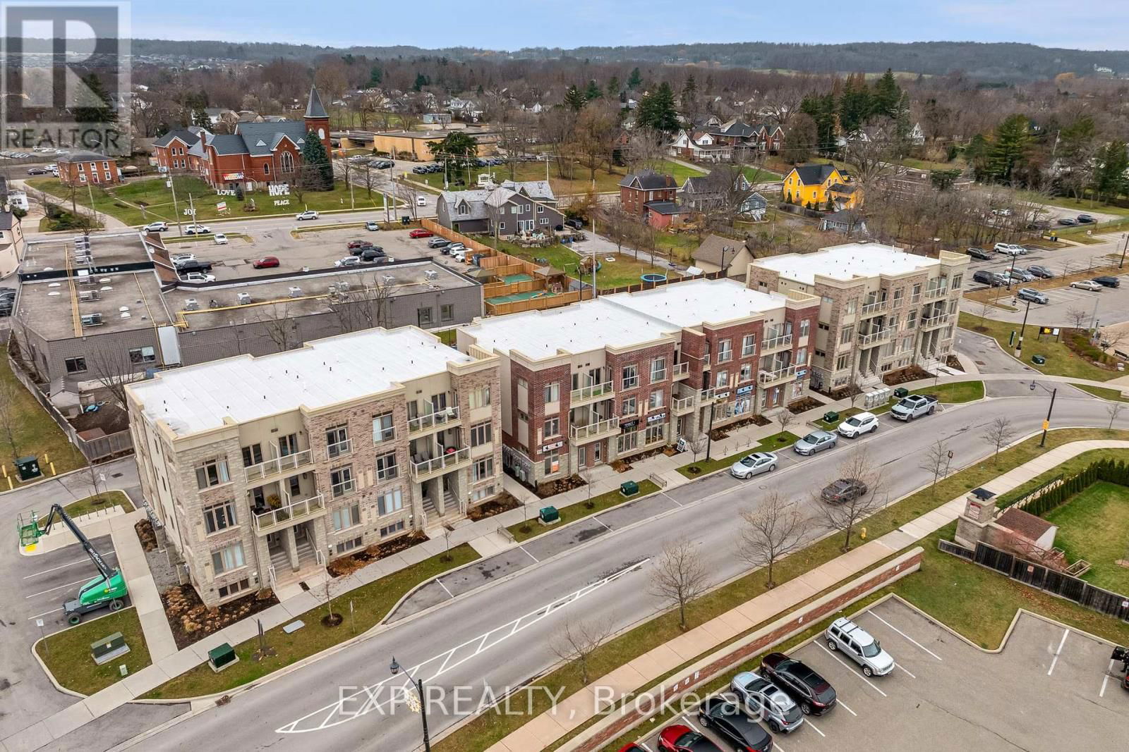5 - 5012 SERENA DRIVE Image 17