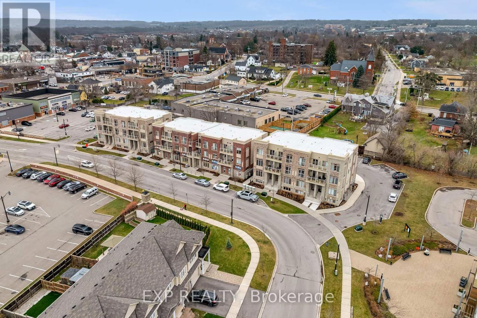5 - 5012 SERENA DRIVE Image 18