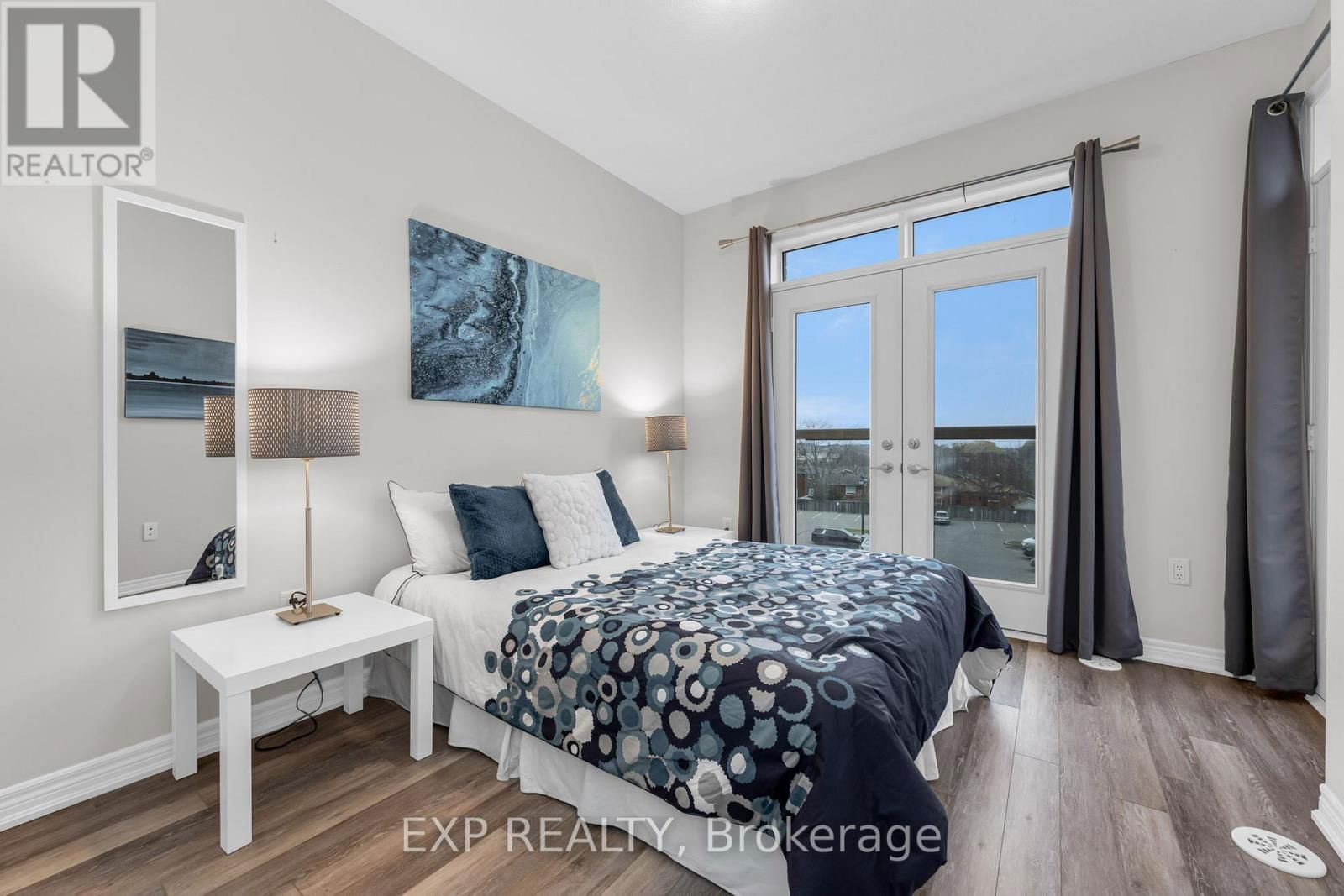 5 - 5012 SERENA DRIVE Image 2