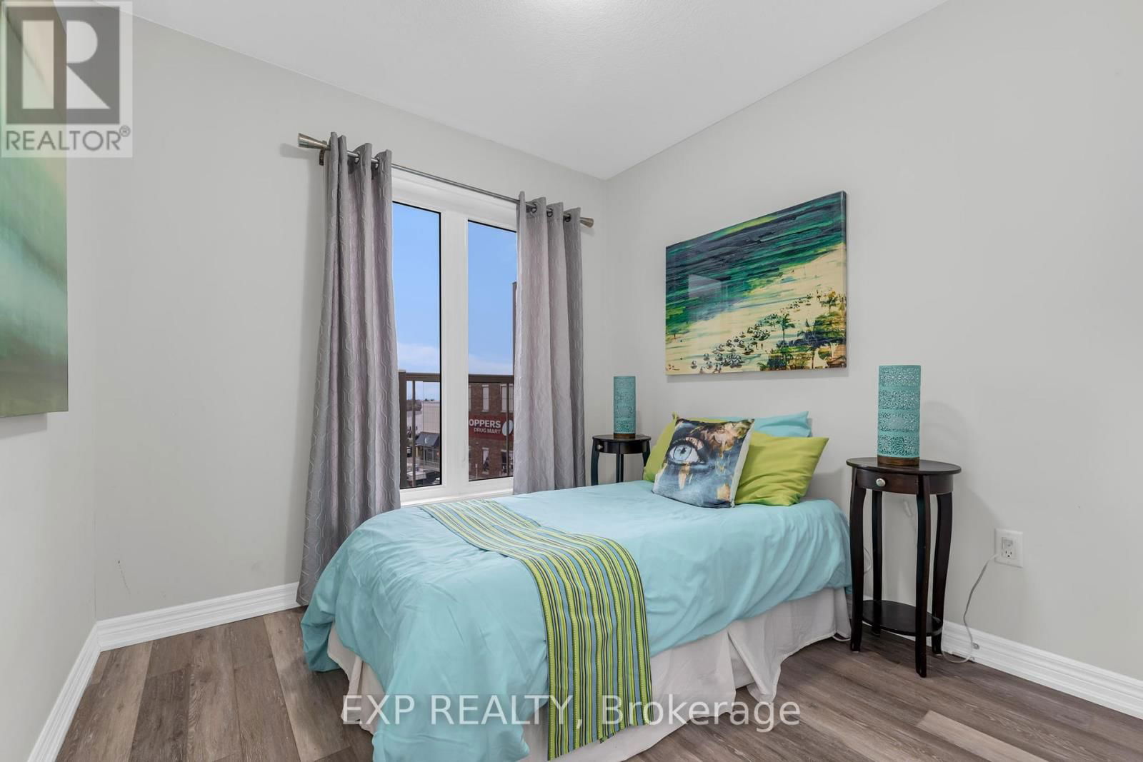 5 - 5012 SERENA DRIVE Image 7