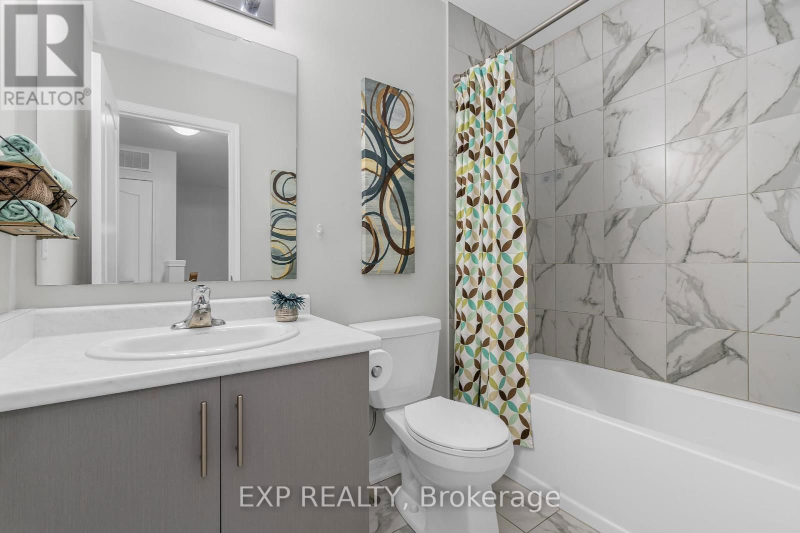 5 - 5012 SERENA DRIVE Image 8