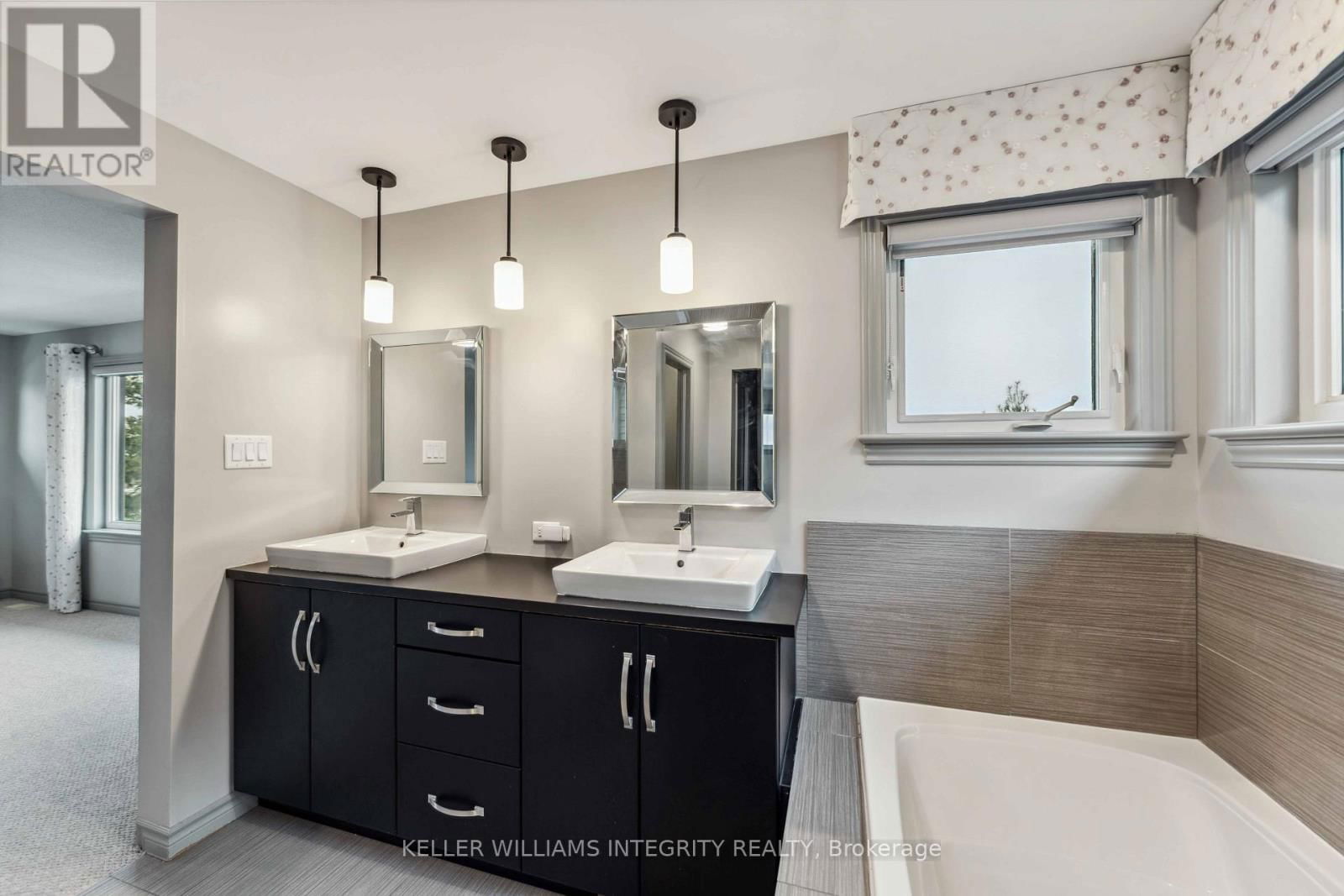100 WESTPHALIAN AVENUE Image 20