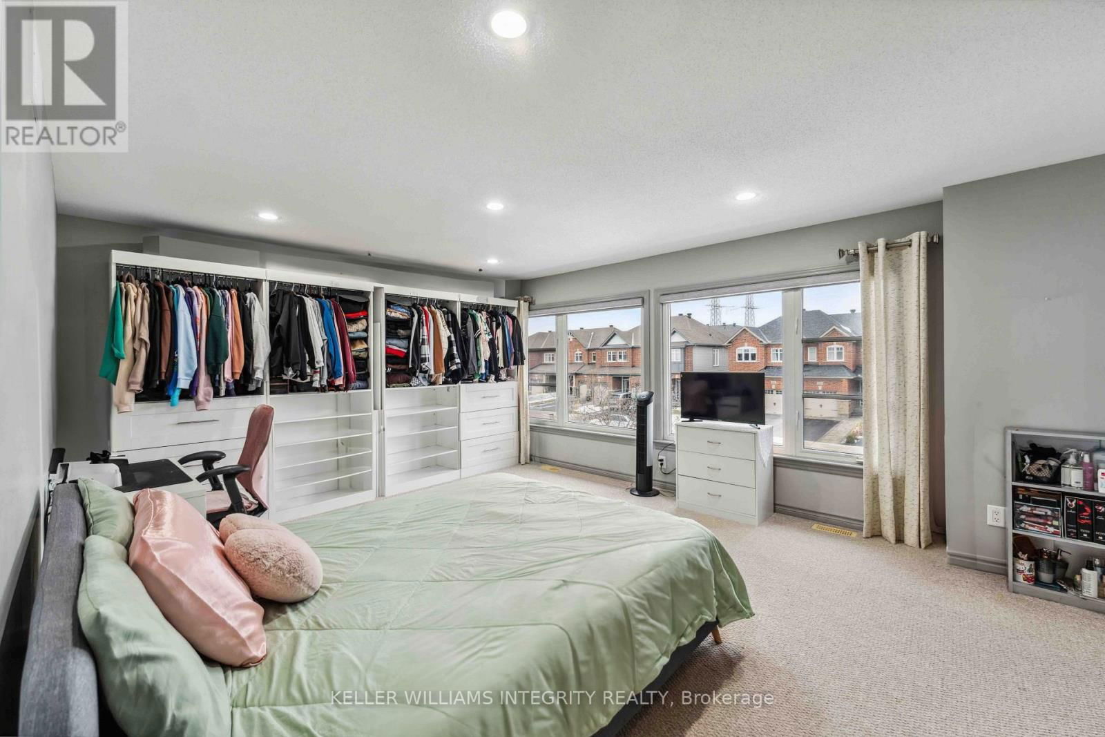 100 WESTPHALIAN AVENUE Image 23