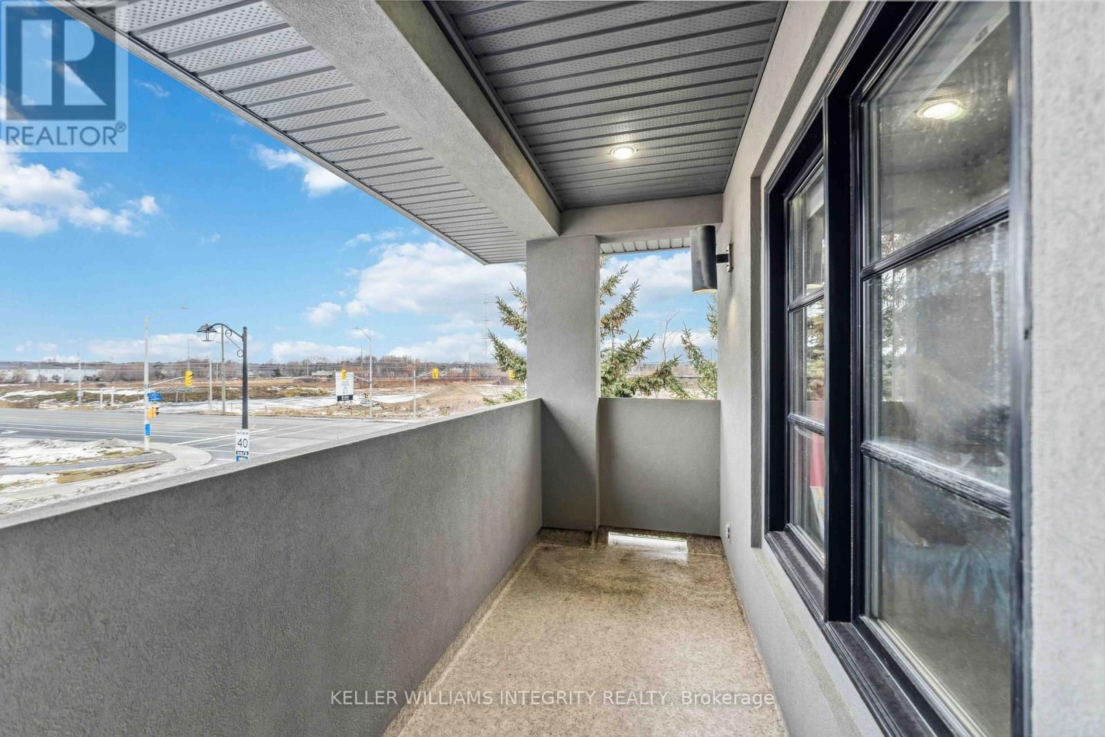 100 WESTPHALIAN AVENUE Image 34