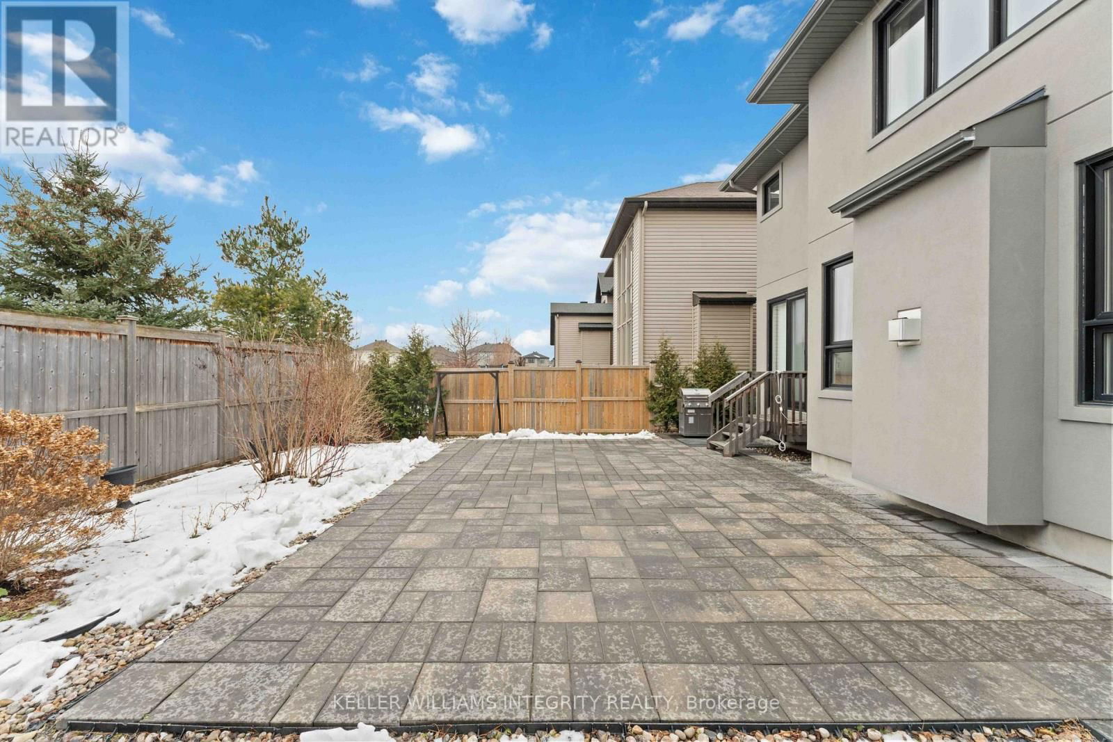 100 WESTPHALIAN AVENUE Image 36