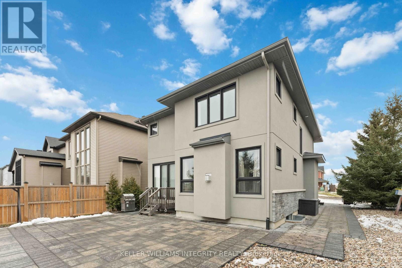 100 WESTPHALIAN AVENUE Image 37