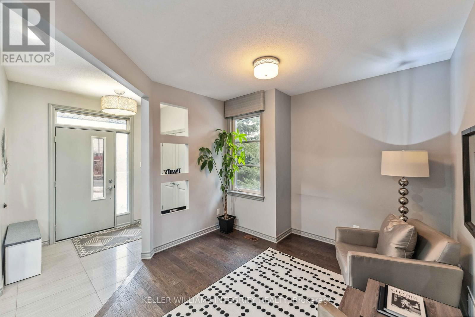 100 WESTPHALIAN AVENUE Image 4