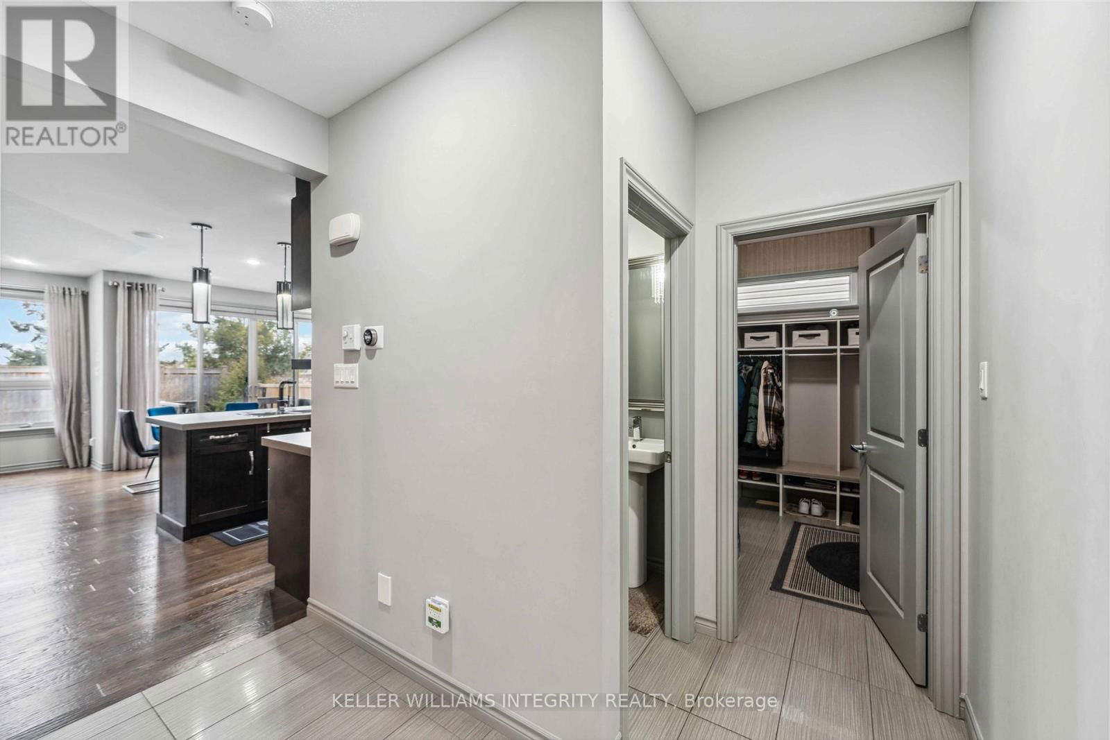 100 WESTPHALIAN AVENUE Image 6