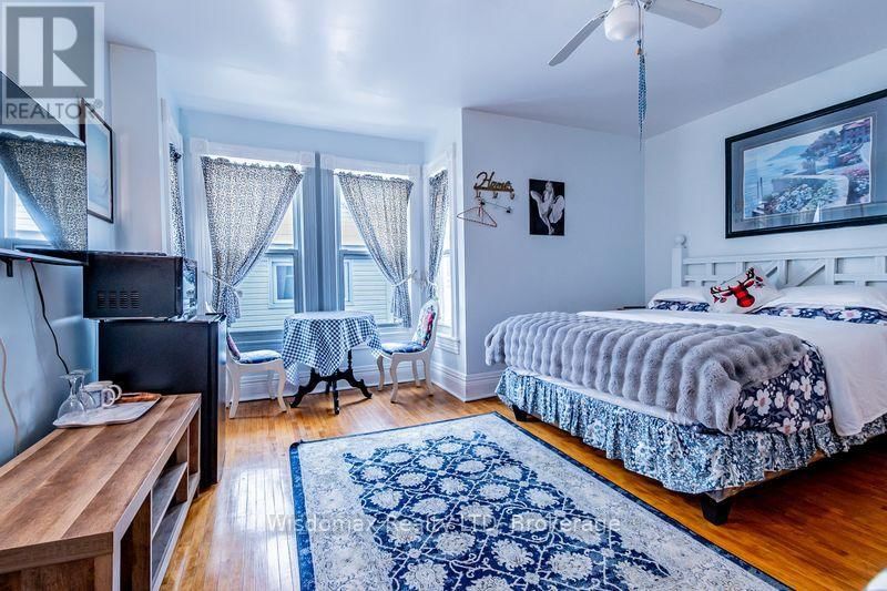 4300 SIMCOE STREET Image 18