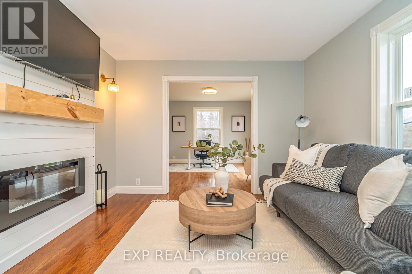 397 DRUMMOND ROAD Image 28