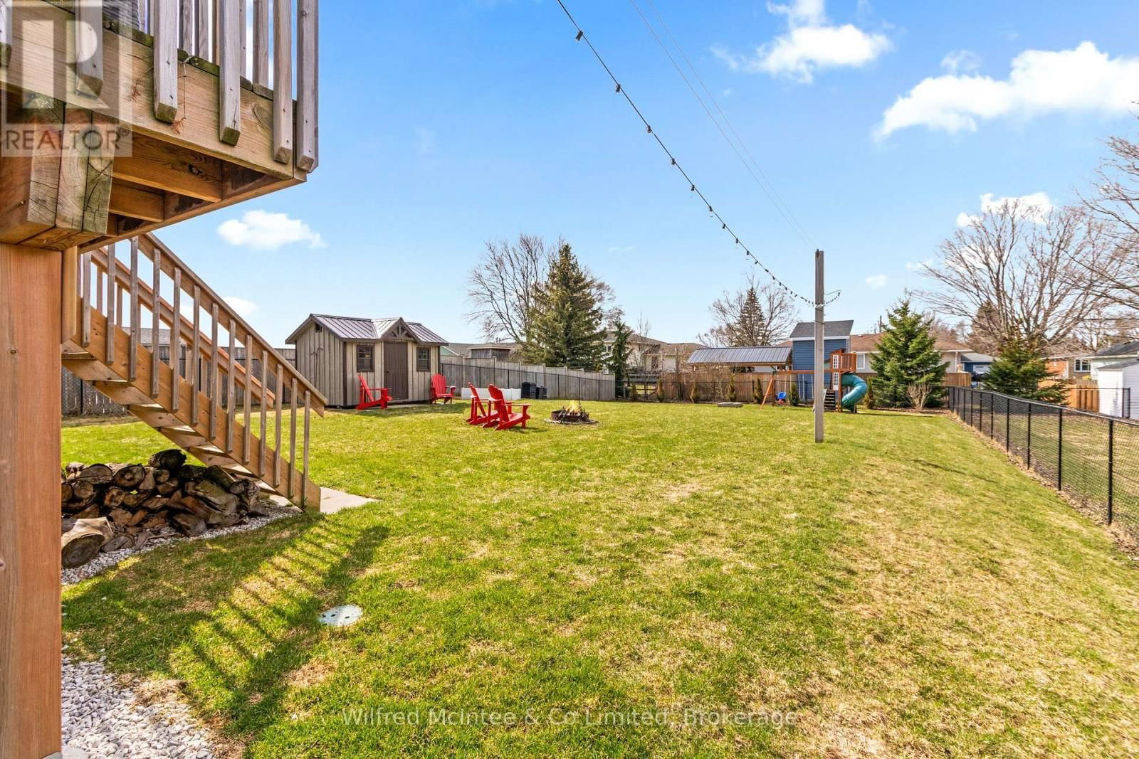 42 MILL STREET Image 33