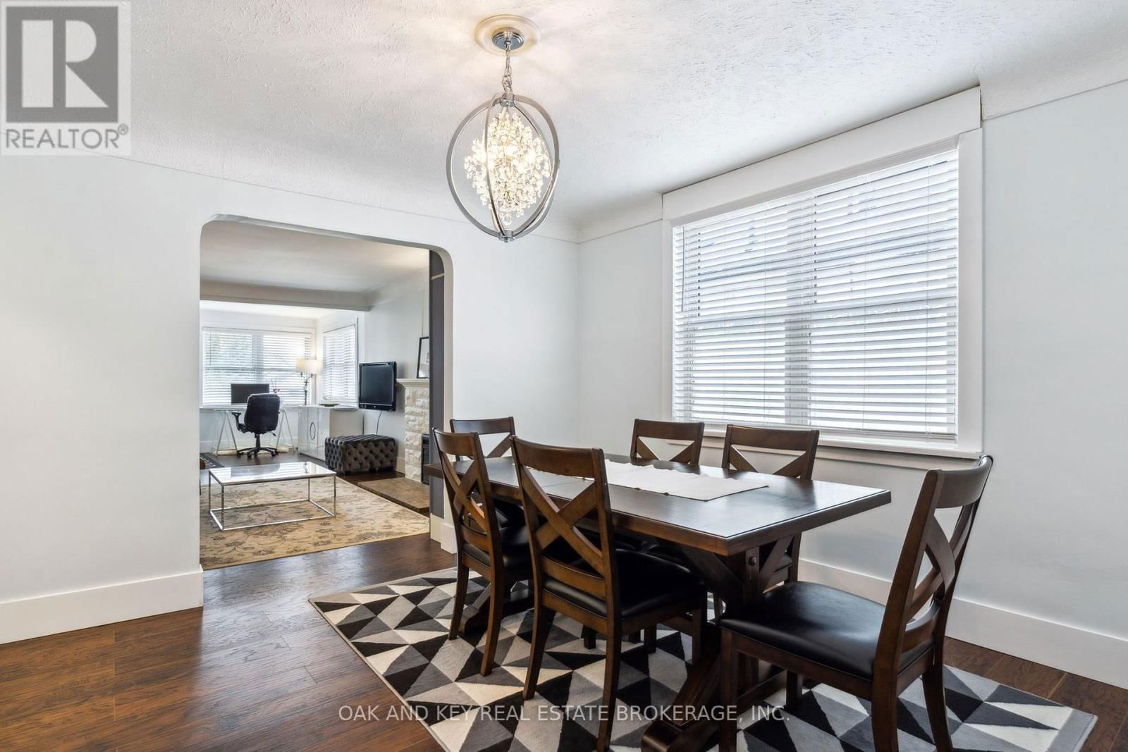 432 SPRUCE STREET Image 11