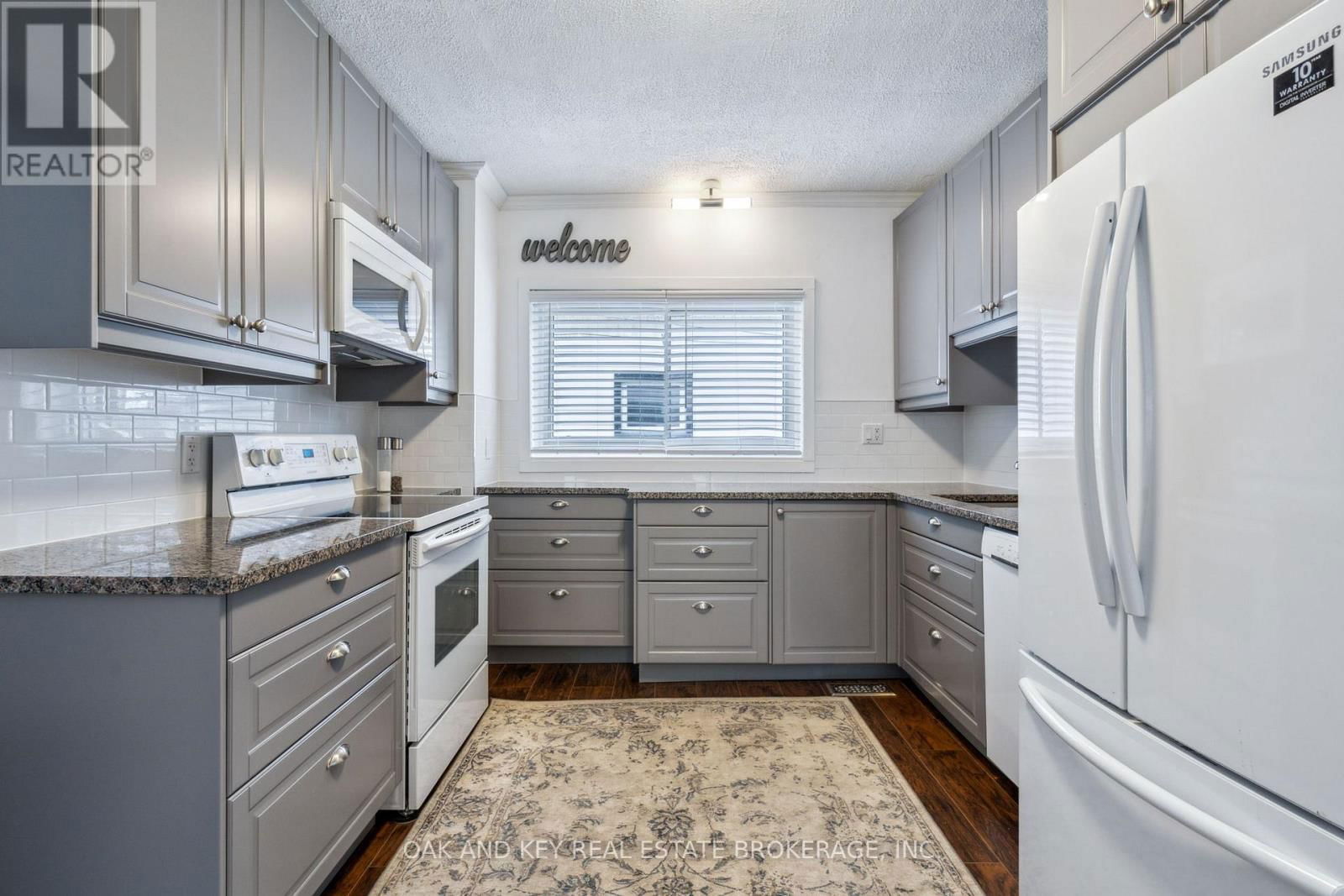432 SPRUCE STREET Image 13