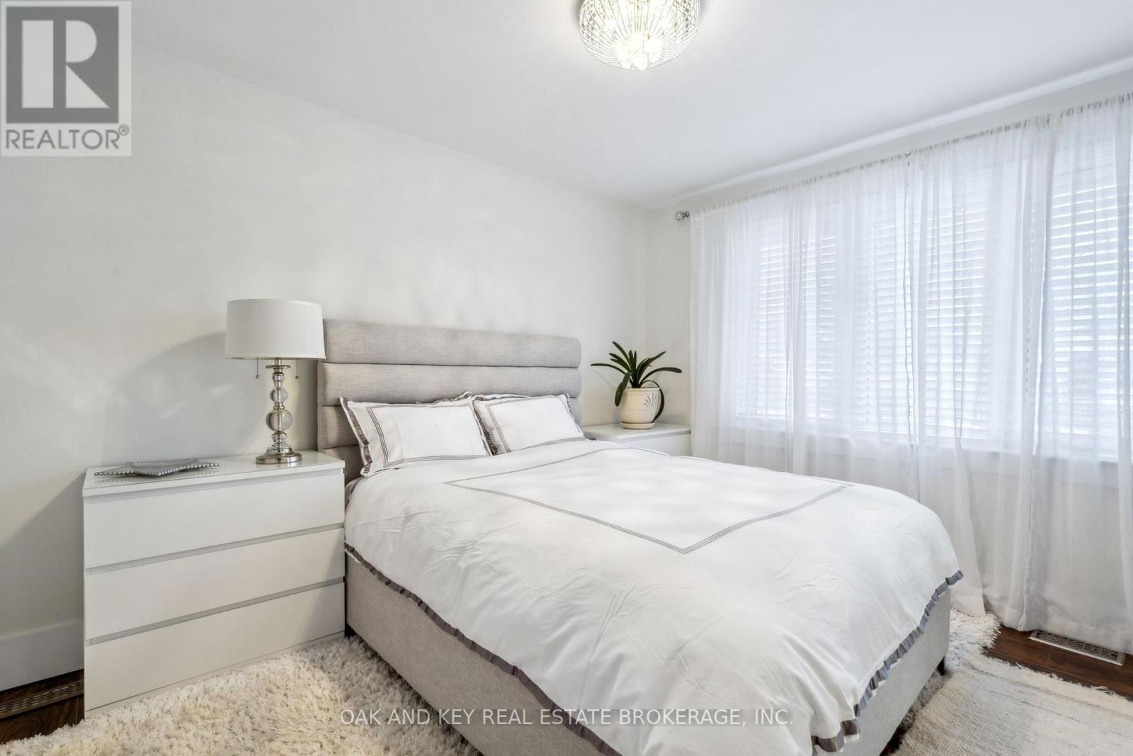 432 SPRUCE STREET Image 18