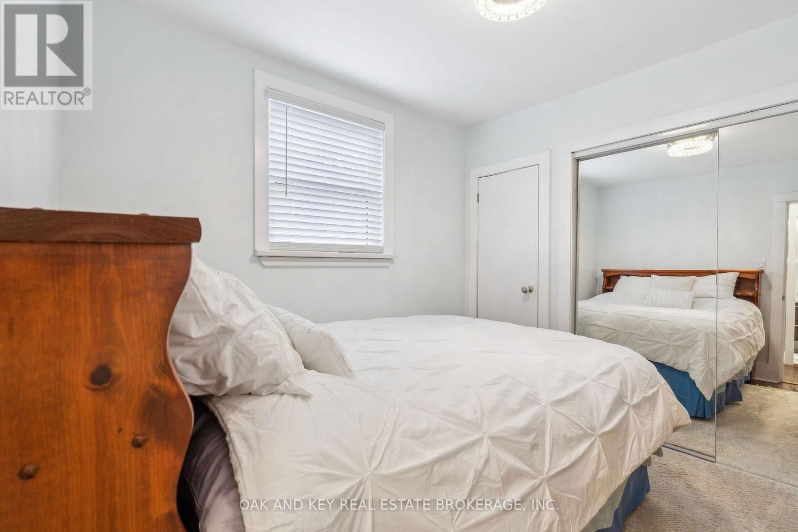 432 SPRUCE STREET Image 19