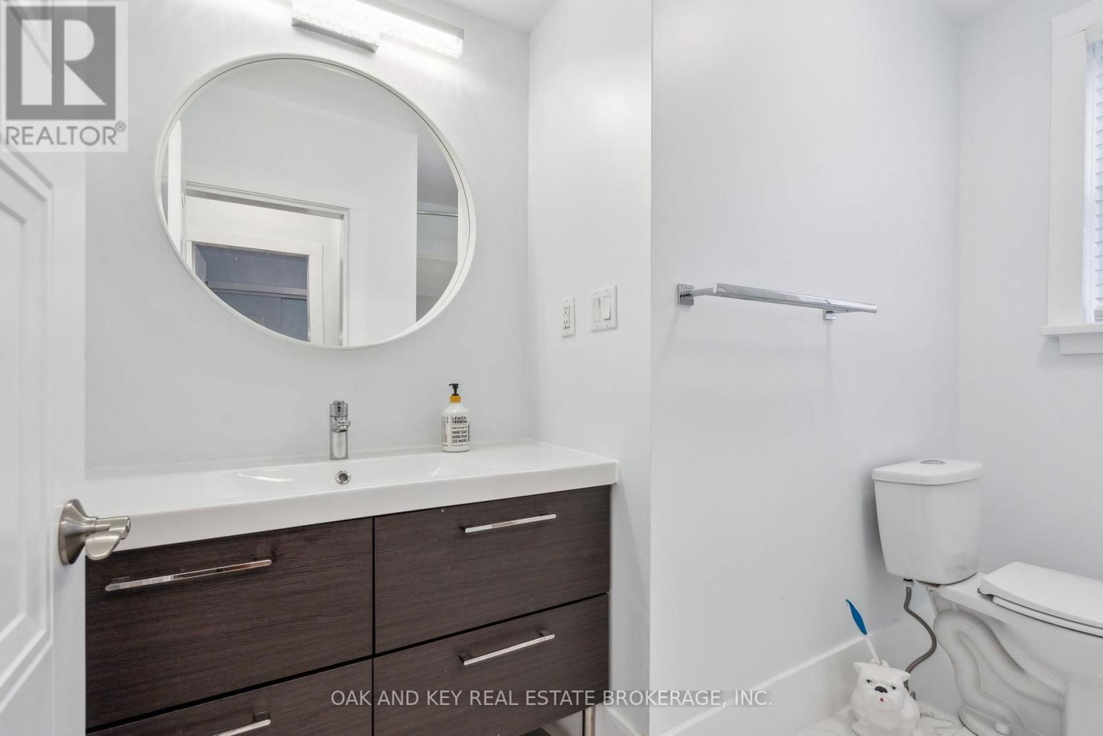 432 SPRUCE STREET Image 22