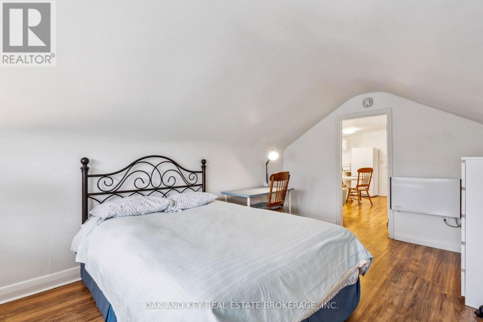 432 SPRUCE STREET Image 33