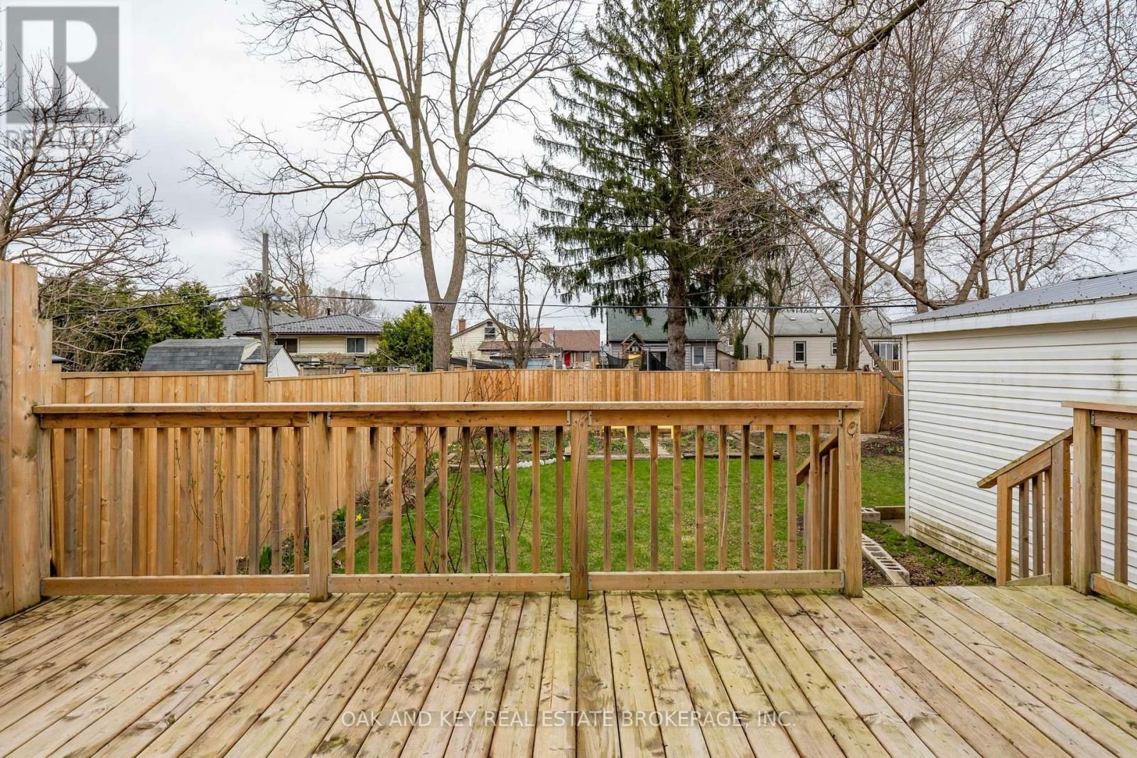 432 SPRUCE STREET Image 38