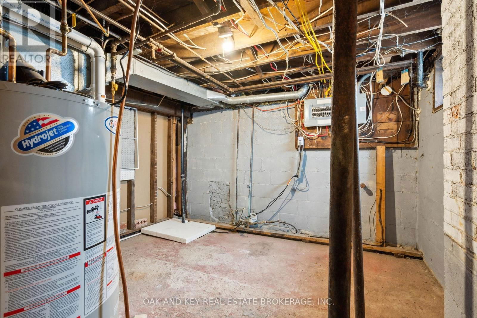 432 SPRUCE STREET Image 44
