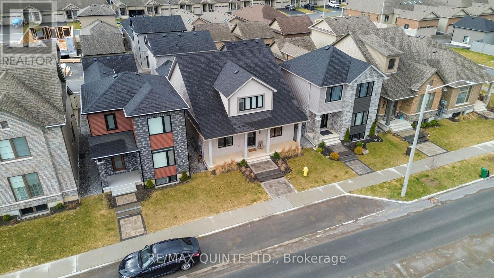 70 RIVERSTONE WAY Image 1