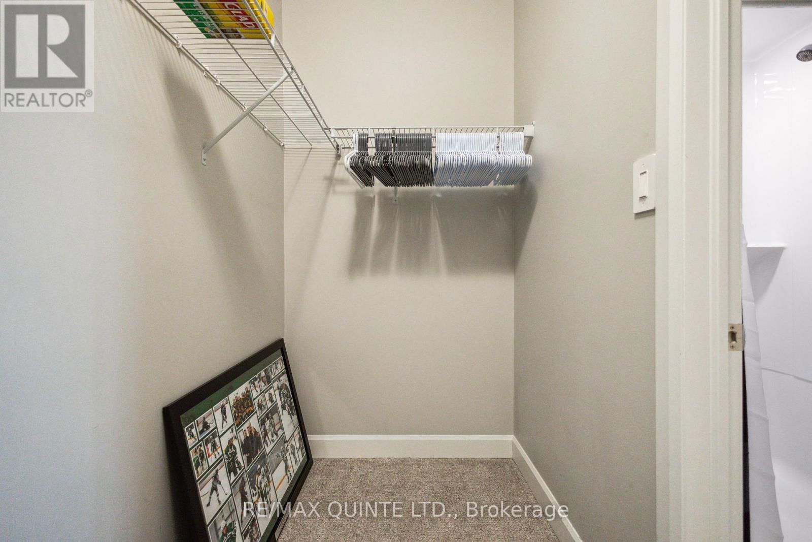 70 RIVERSTONE WAY Image 24