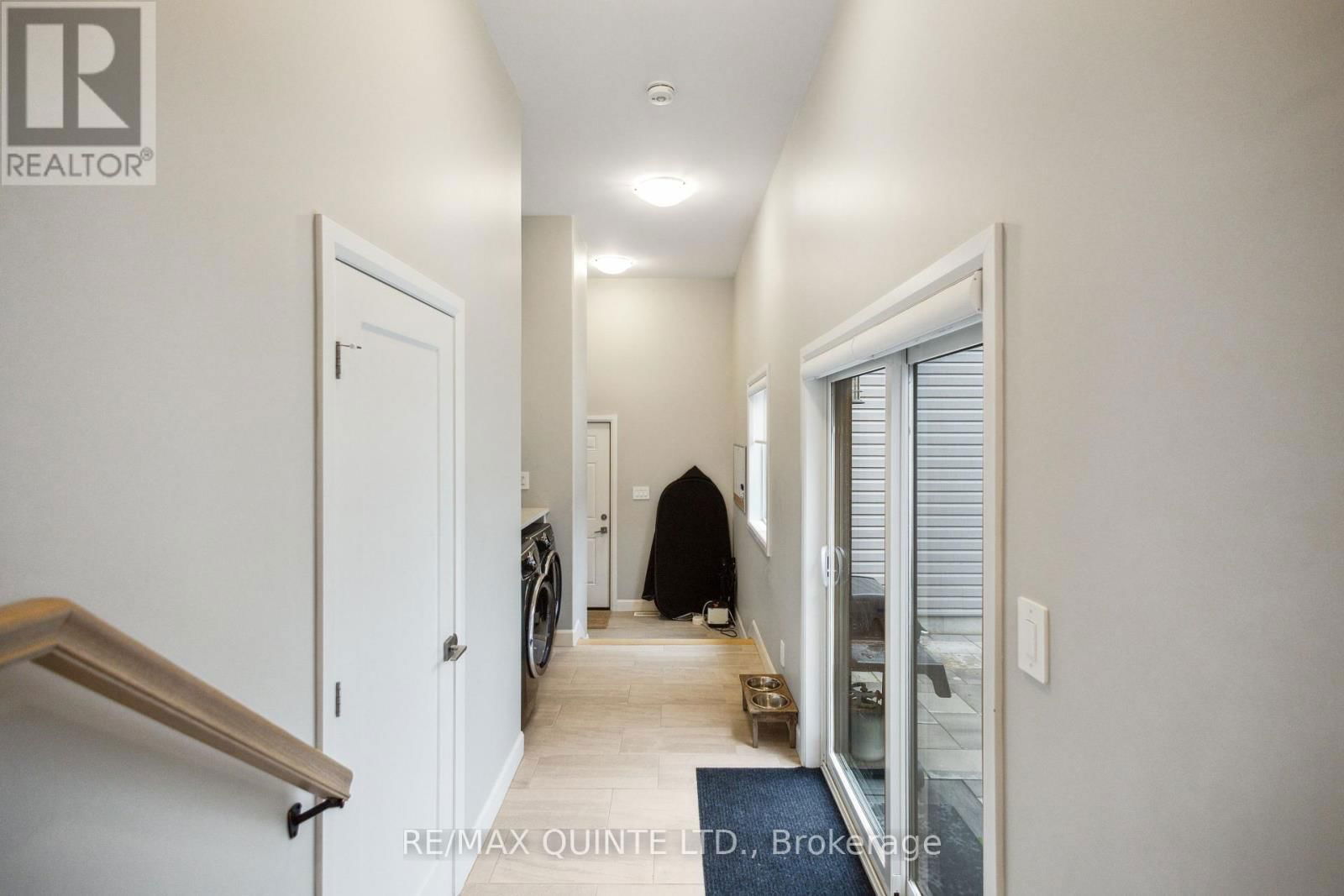70 RIVERSTONE WAY Image 27