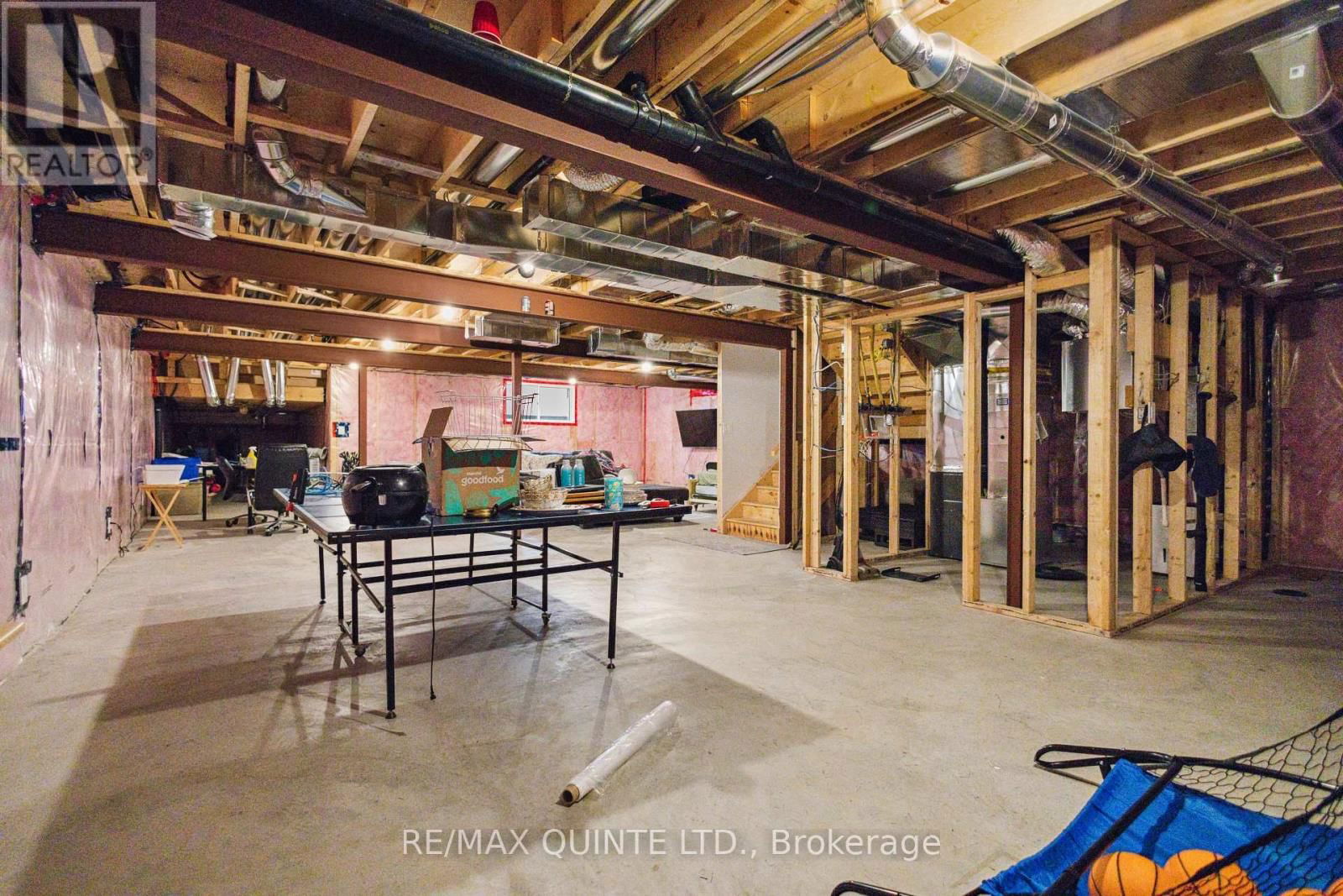 70 RIVERSTONE WAY Image 32
