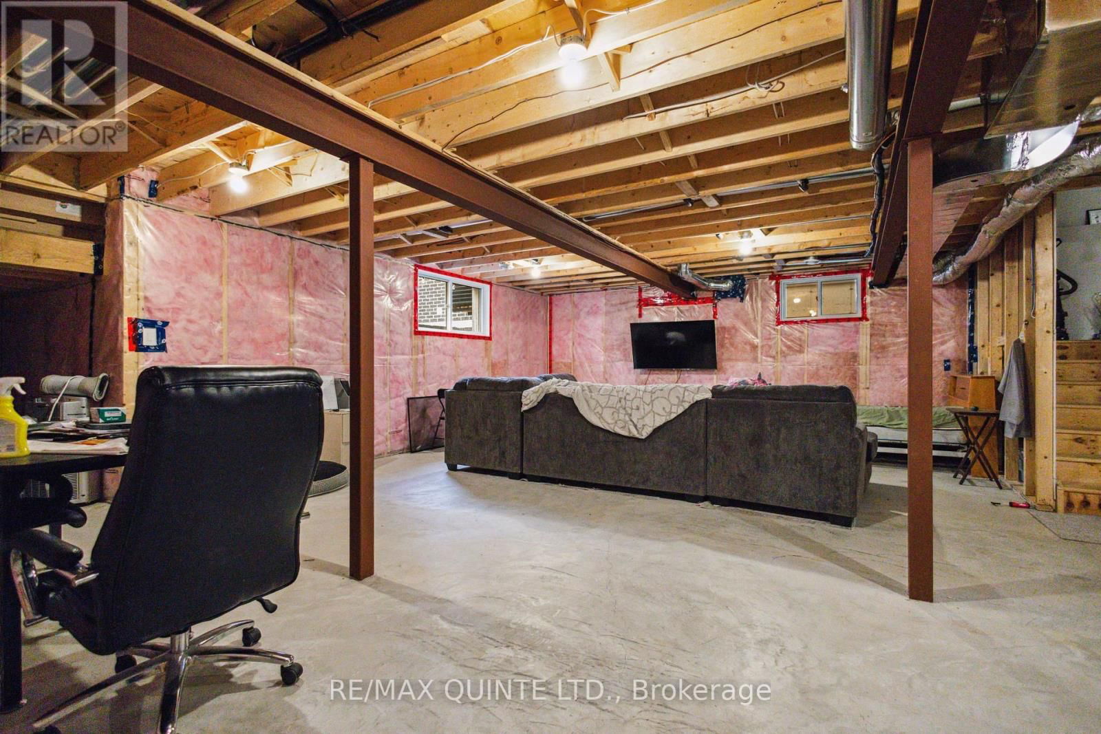 70 RIVERSTONE WAY Image 33