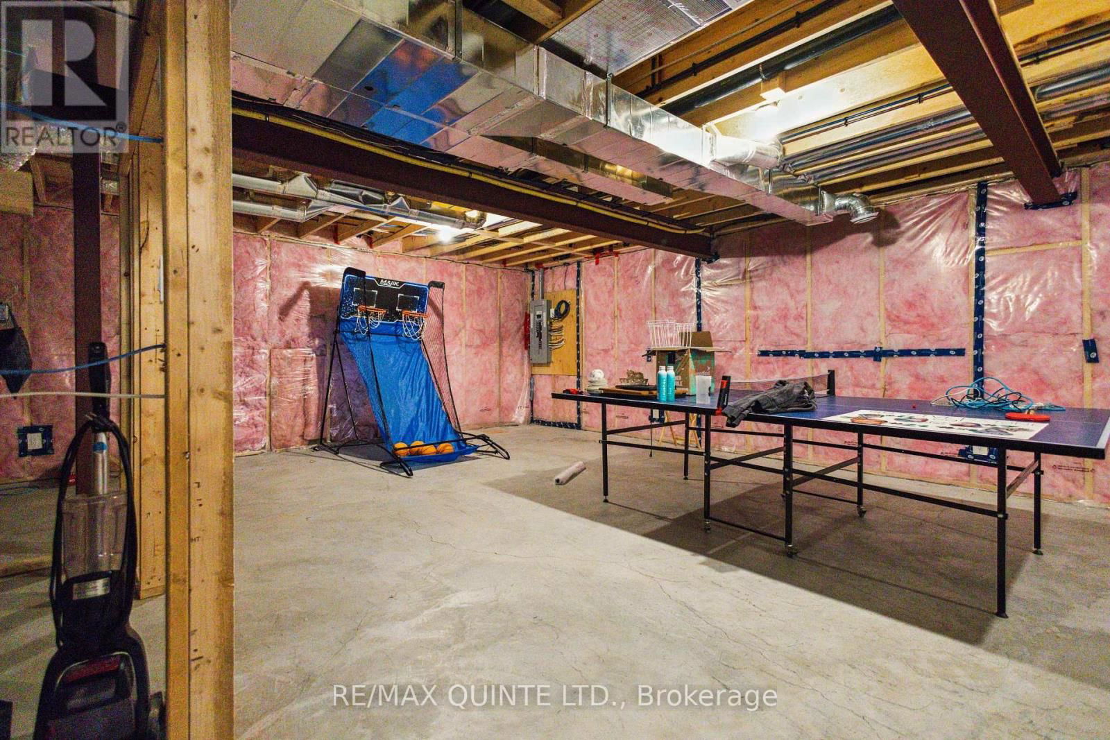70 RIVERSTONE WAY Image 35