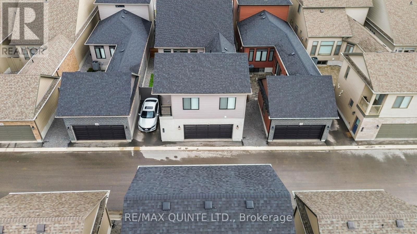 70 RIVERSTONE WAY Image 40
