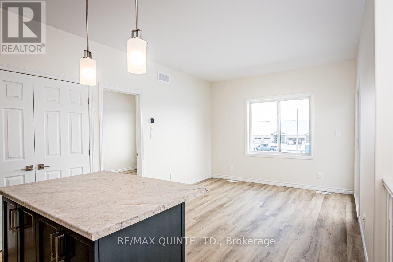 70 RIVERSTONE WAY Image 45