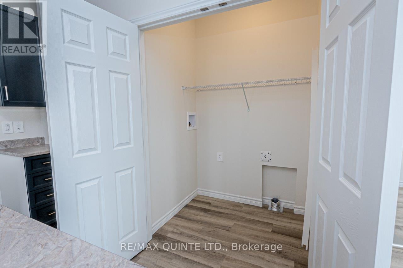 70 RIVERSTONE WAY Image 48