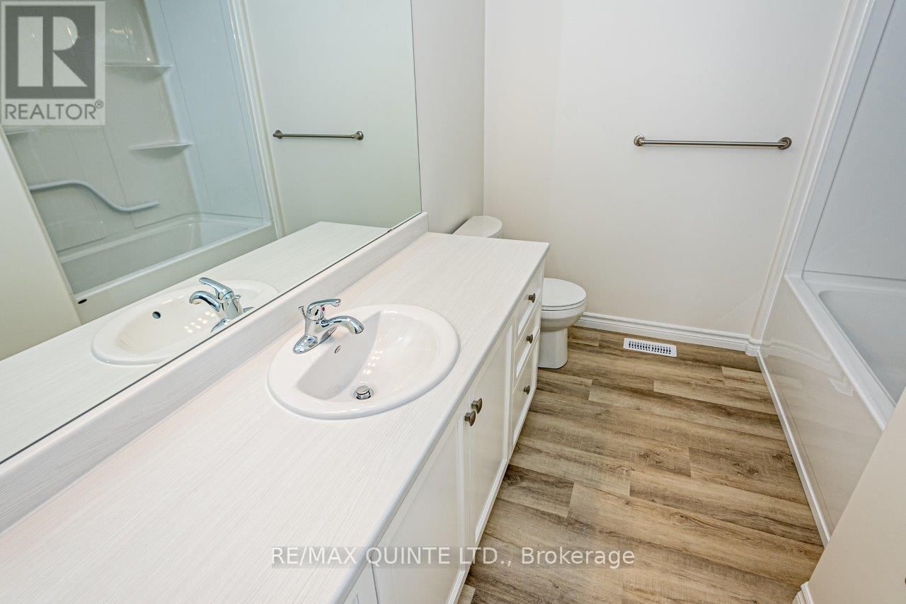 70 RIVERSTONE WAY Image 49