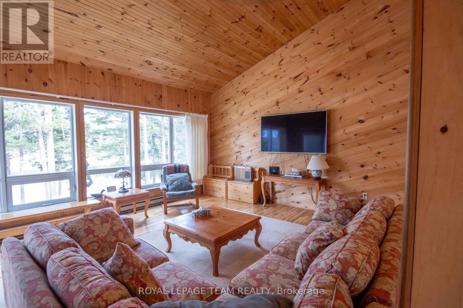443 WEGLARZ ROAD Image 12
