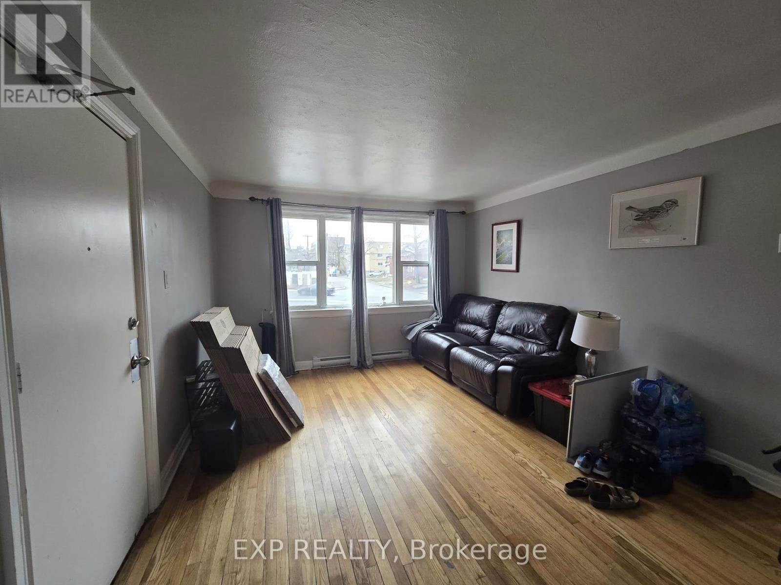 1119 MERIVALE ROAD Image 2