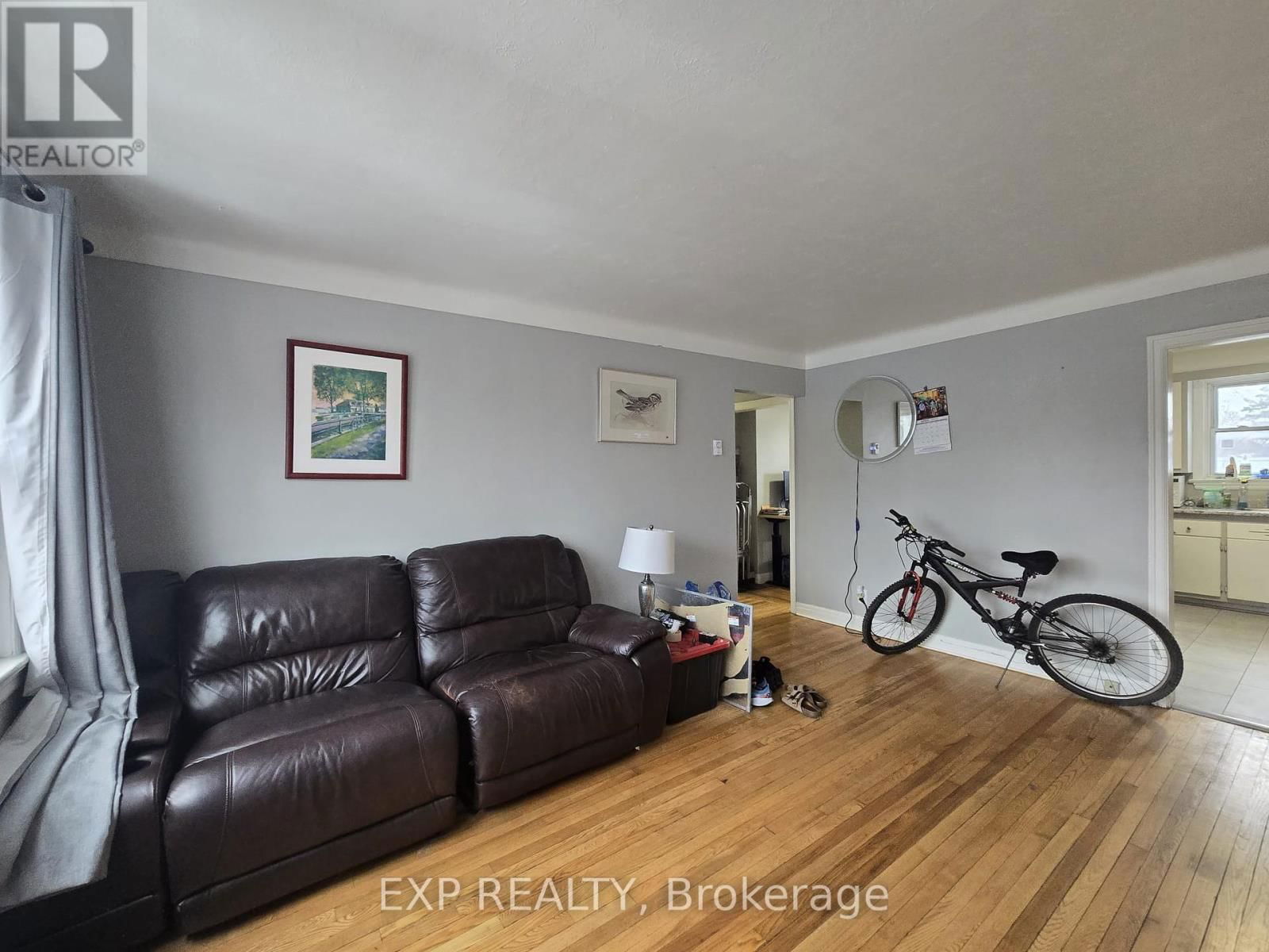 1119 MERIVALE ROAD Image 3