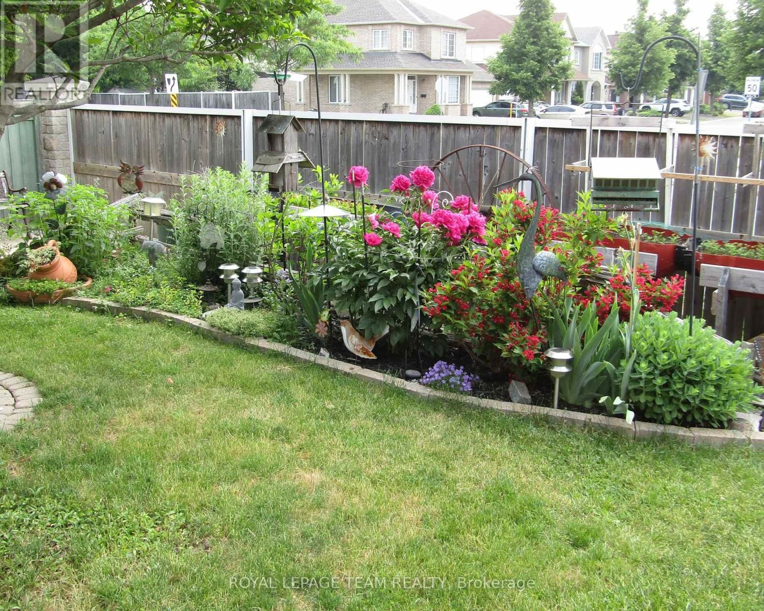 176 WINDHURST DRIVE Image 30